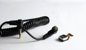 Camera spion cu lentile de inalta calitate si senzori pentru imagini clare.