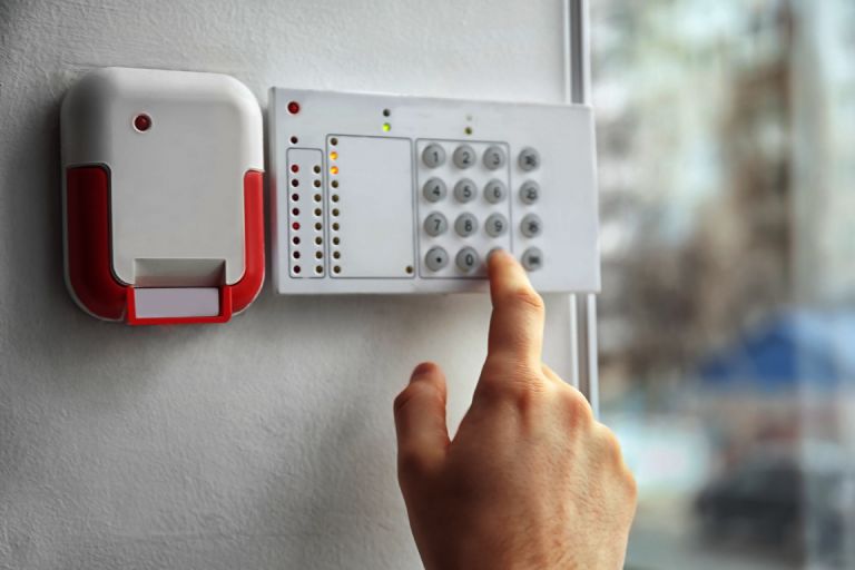 Top solutii pentru functionarea unei alarme in cazul intreruperii curentului.