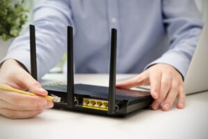 Un adaptor wireless este folosit pentru conectarea echipamentelor la retelele Wi-Fi.