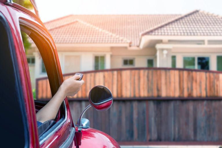 Criterii esentiale pentru alegerea sistemului de automatizari porti.