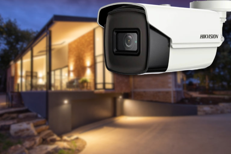 Camere supraveghere cu Ultra Low Light pe timp de noapte.