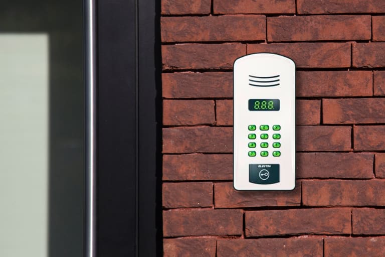 Interfon scara bloc.