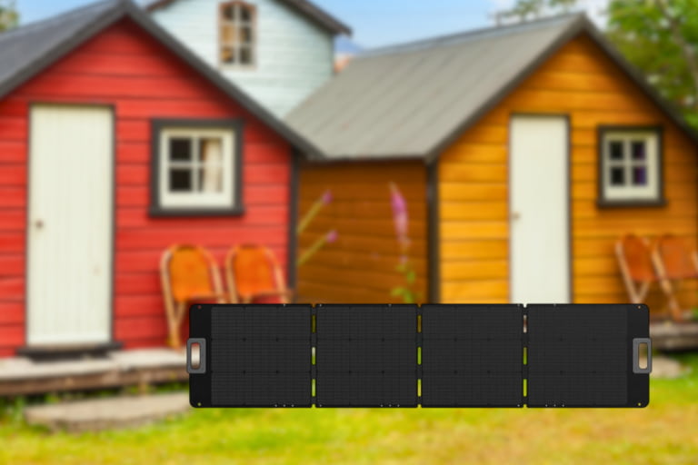 Panouri fotovoltaice camping.